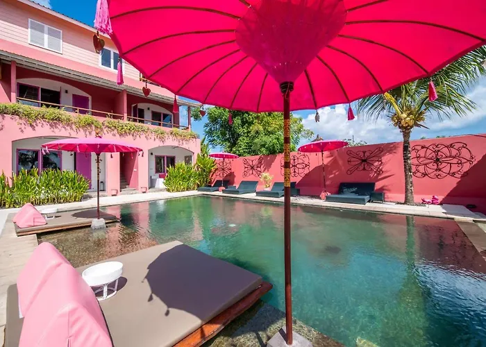 Pinkcoco - Constant Surprises & For Cool Adults Only Uluwatu (Bali)