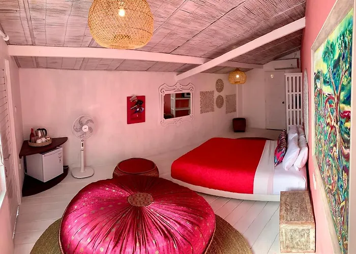 Pinkcoco - Constant Surprises & For Cool Adults Only 3* أُلُواتو