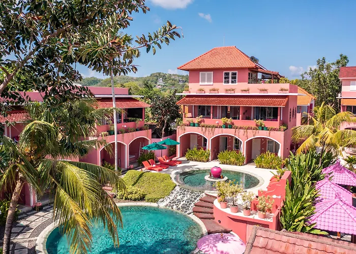 Pinkcoco - Constant Surprises & For Cool Adults Only 3* أُلُواتو