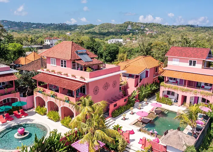 فندق Pinkcoco - Constant Surprises & For Cool Adults Only 3*