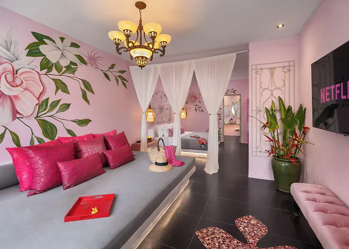 فندق Pinkcoco - Constant Surprises & For Cool Adults Only أُلُواتو